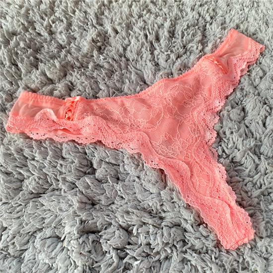 Grote foto heerlijke gedragen slipjes xx erotiek algemeen