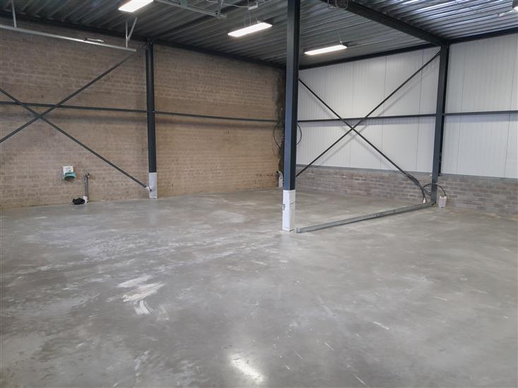 Grote foto garagebox xl te huur in dongen 50m2 20m2 bedrijfspanden garageboxen te huur