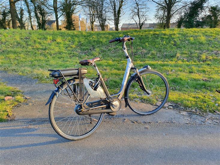 Grote foto gazelle orange comfort e bike met middenmotor fietsen en brommers elektrische fietsen