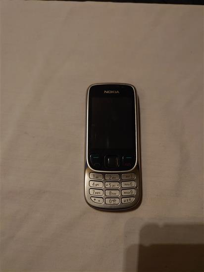 Grote foto nokia 6303i partijhandel apparatuur en telecommunicatie