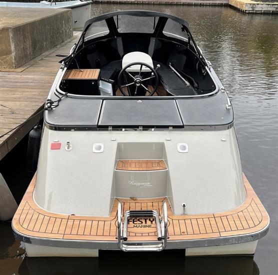 Grote foto tendersloep lifestyle 616 bj 2022 trailer watersport en boten sloepen