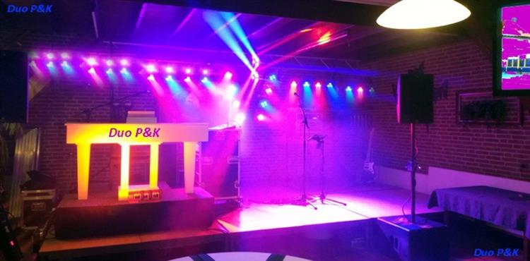 Grote foto muziek duo trio dj of band voor elk evenement diensten en vakmensen muzikanten artiesten en dj