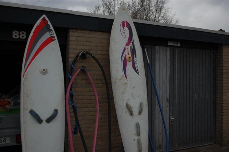 Grote foto 3 stuks surfplanken met alles wat er bij hoort watersport en boten surfen windsurfen